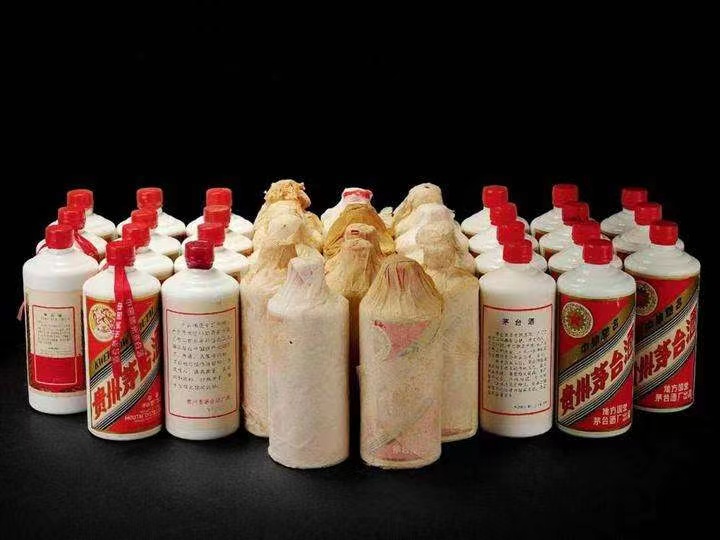 南乐日照岚山回收酒价格哪里回收(附近上门回收茅台酒）?